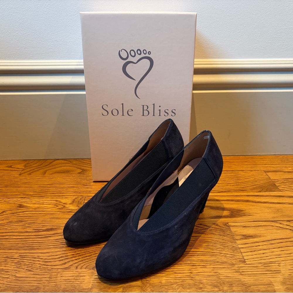 Sole Bliss Mercy heels: Navy Suede